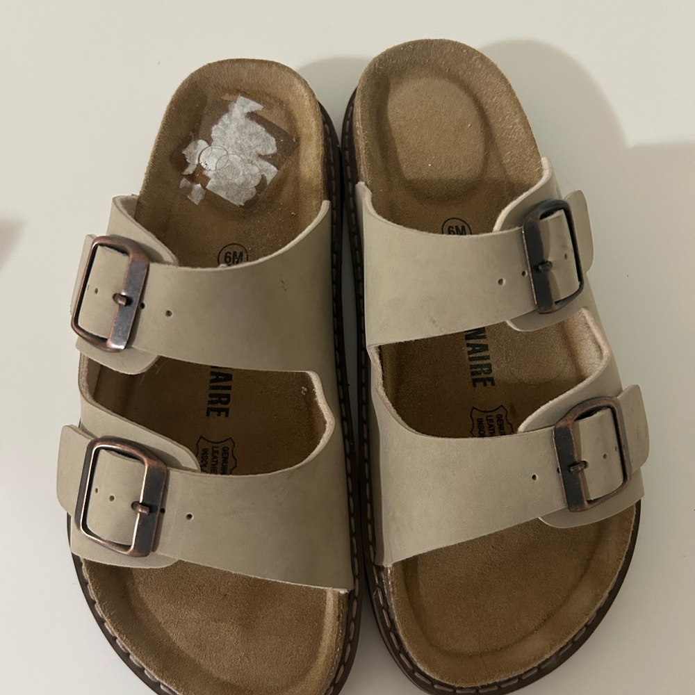 Cushionare Sandal - Picture 1 of 2